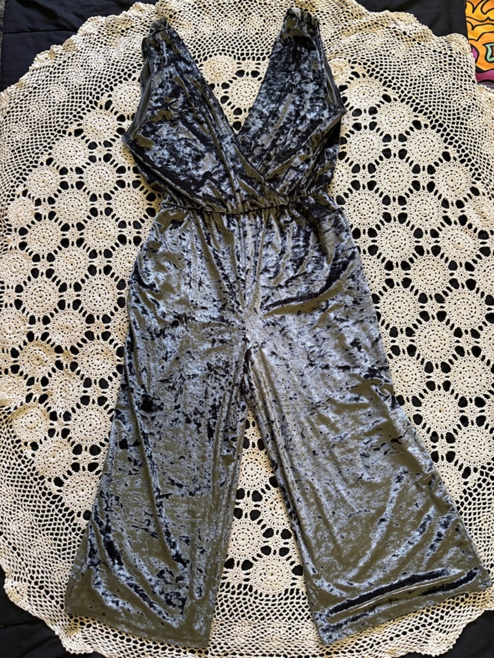 Retro Capri Velvet Wide-Leg Jumpsuit in  Gray Large
